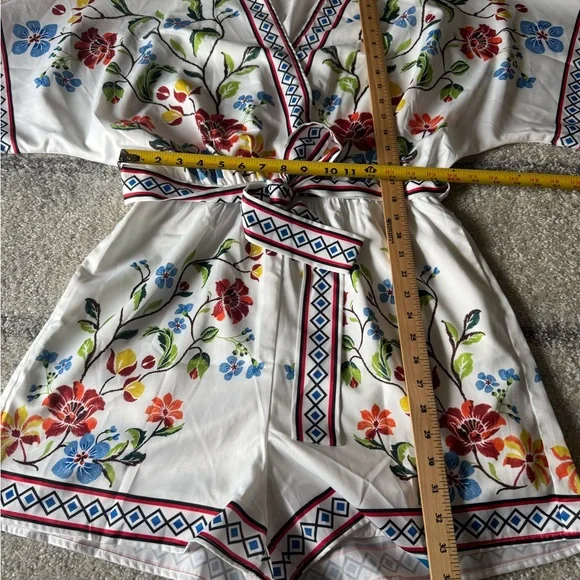 Cupshe Multicolor Floral jumpsuit - Picture 14 of 14